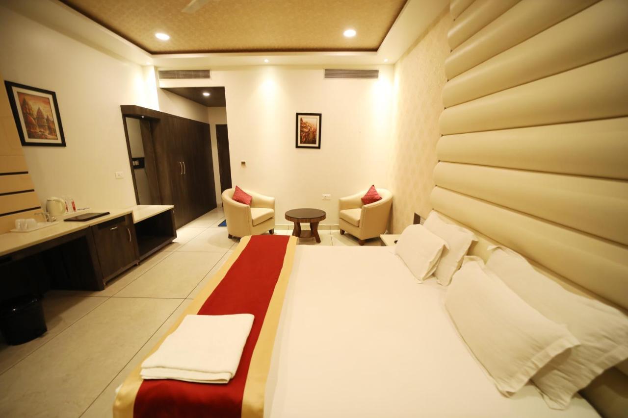 Hotel Panchsheel Ayodhya Εξωτερικό φωτογραφία
