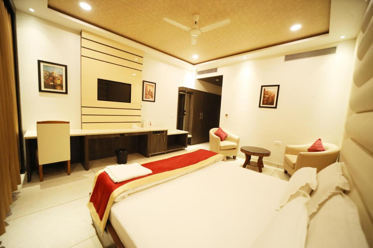 Hotel Panchsheel Ayodhya Εξωτερικό φωτογραφία