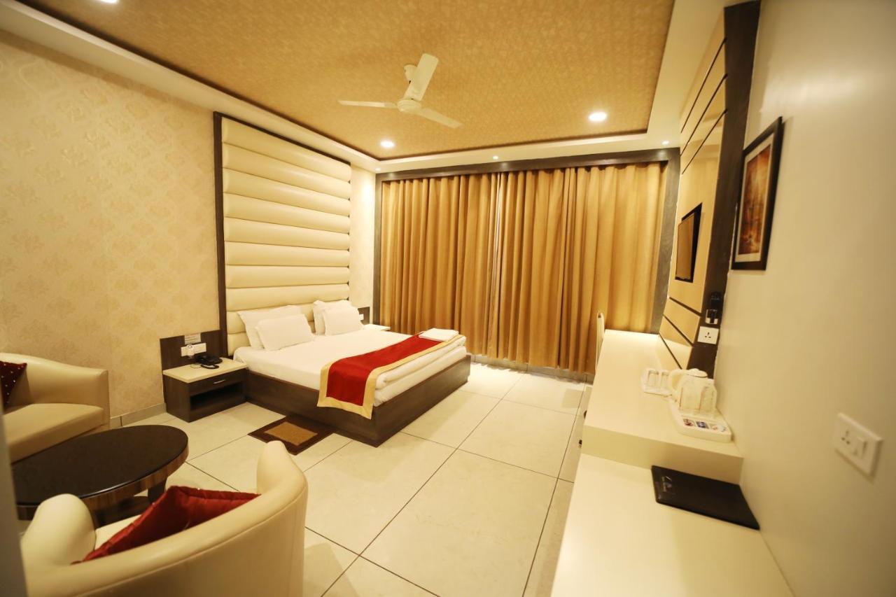 Hotel Panchsheel Ayodhya Εξωτερικό φωτογραφία