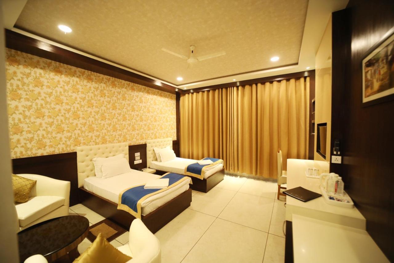 Hotel Panchsheel Ayodhya Εξωτερικό φωτογραφία